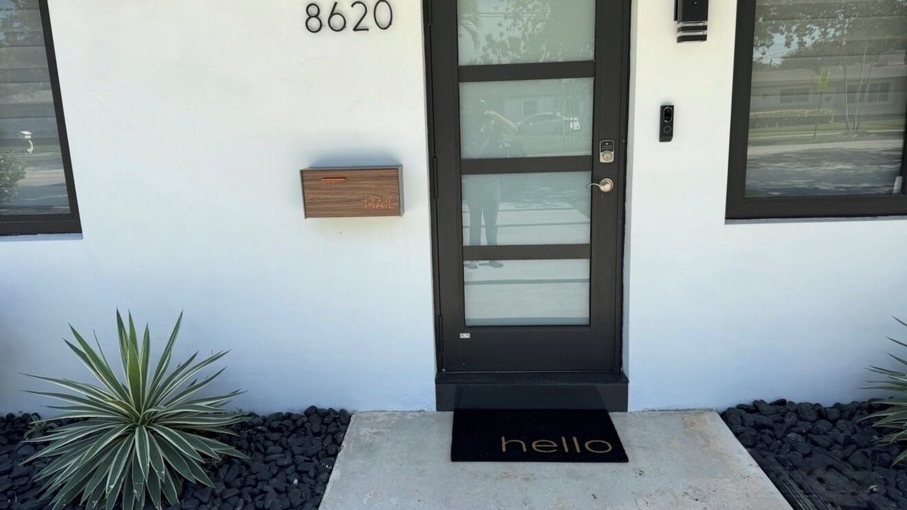 Photo of Outdoor in Kendall