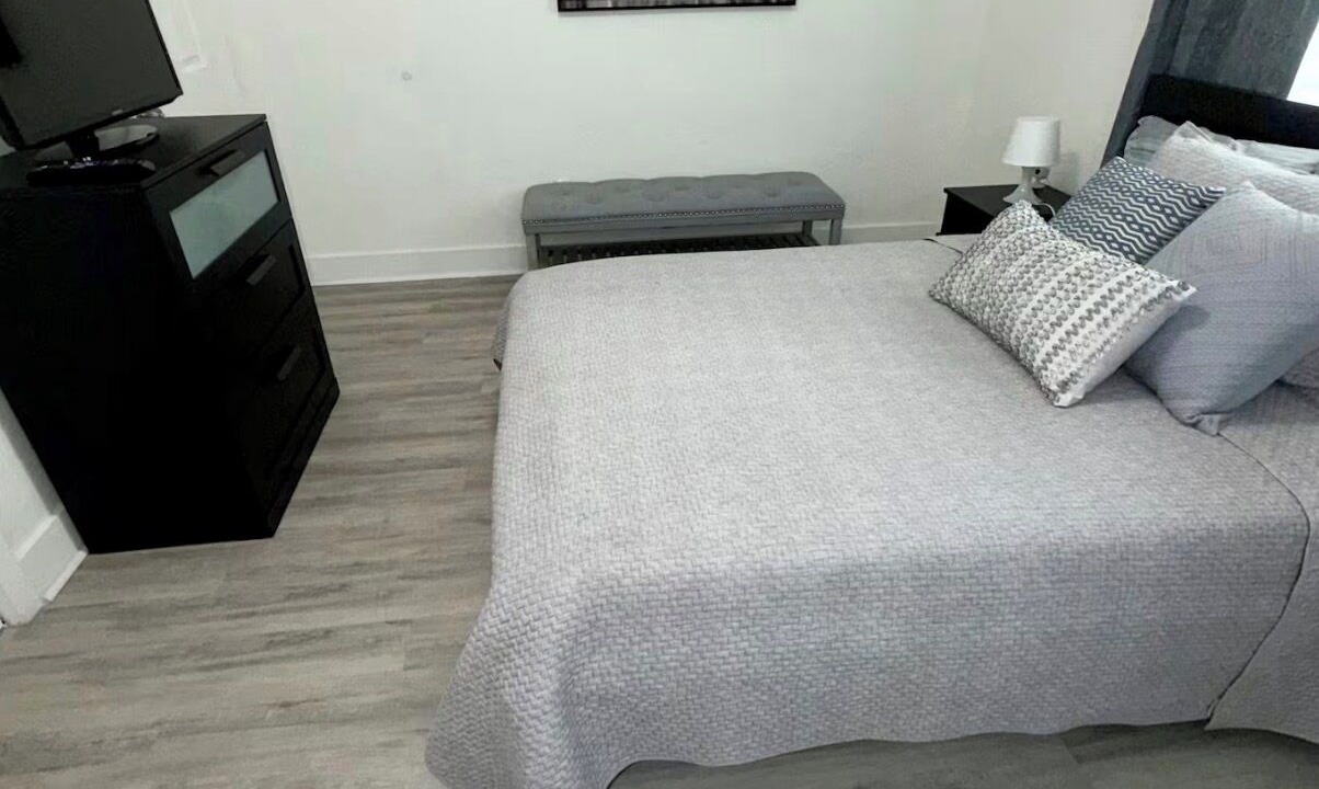Photo of Bedroom in Kendall
