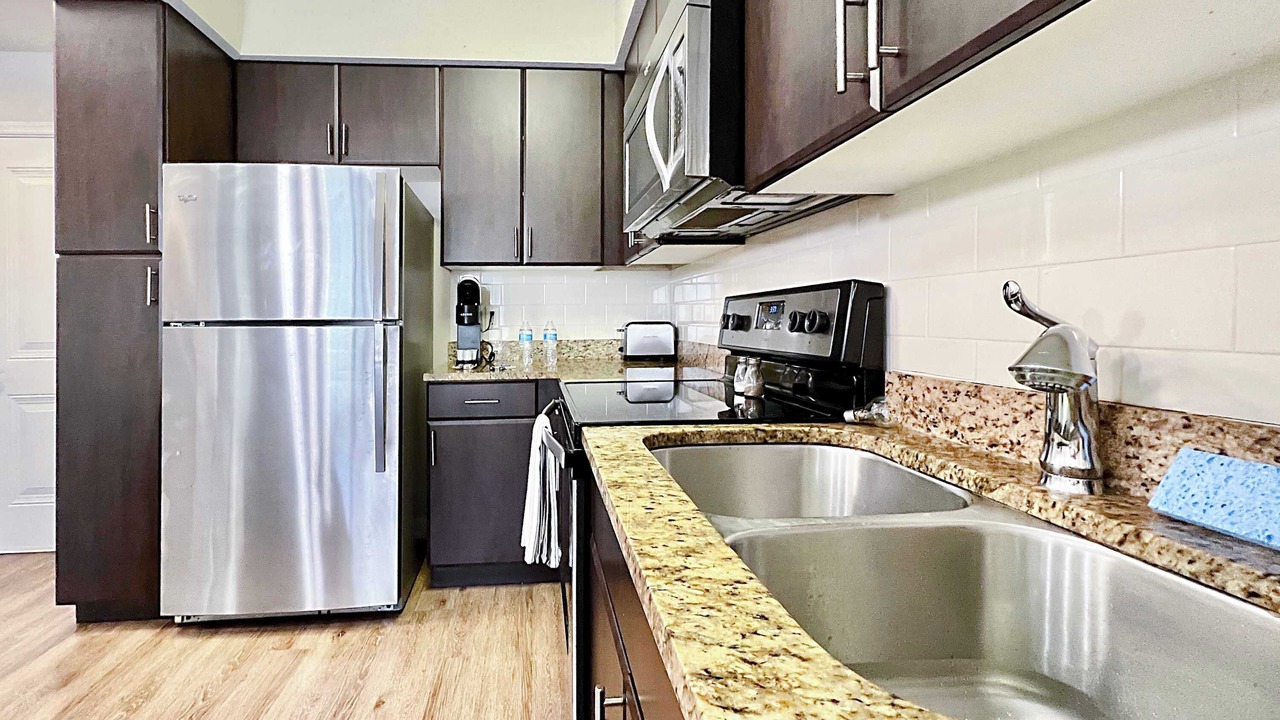 Photo of Kitchen in Carver City - Lincoln Gardens