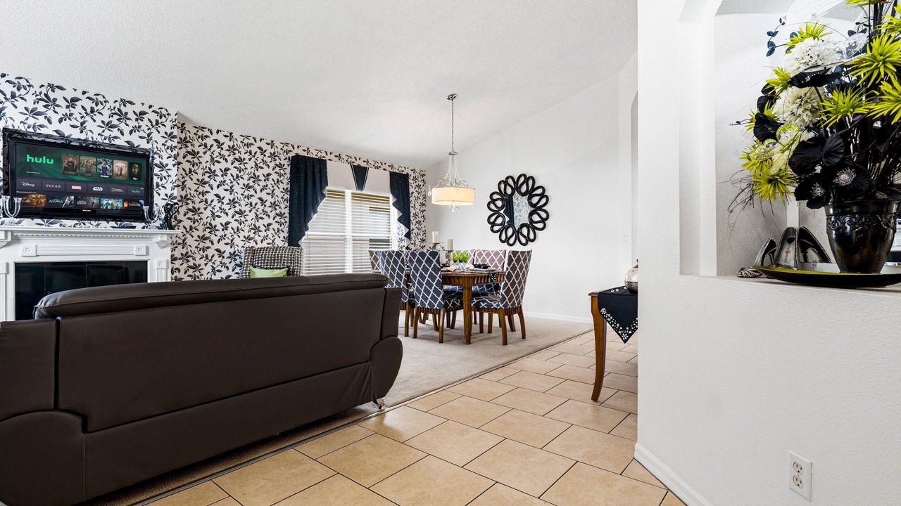 Photo of Bedroom in Seasons