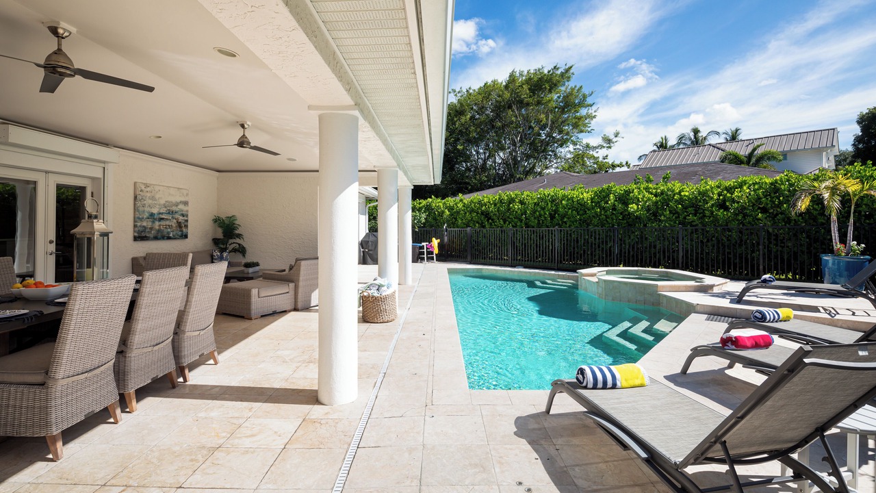 Photo of Outdoor in Old Naples