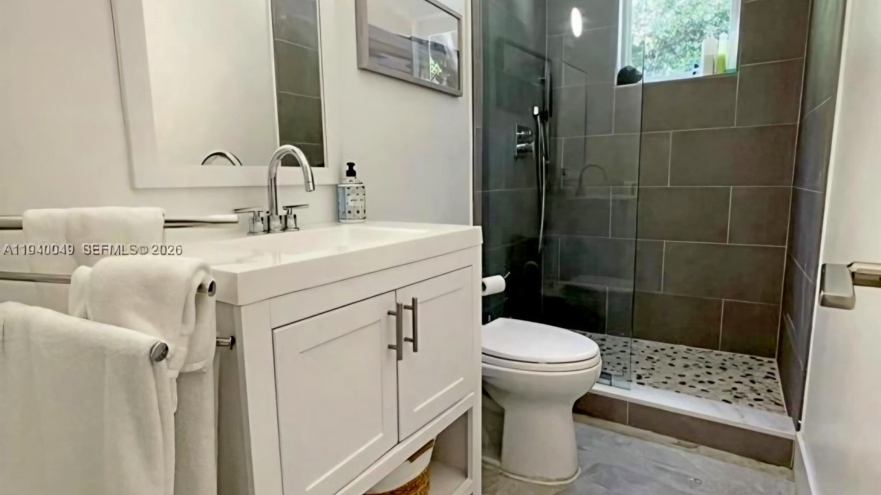 Photo of Bathroom in Silver Shores