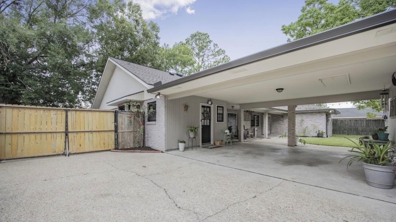 Photo of Outdoor in Broadmoor