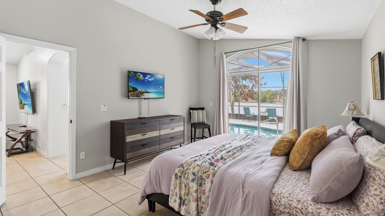 Photo of Bedroom in Lakeside Estates