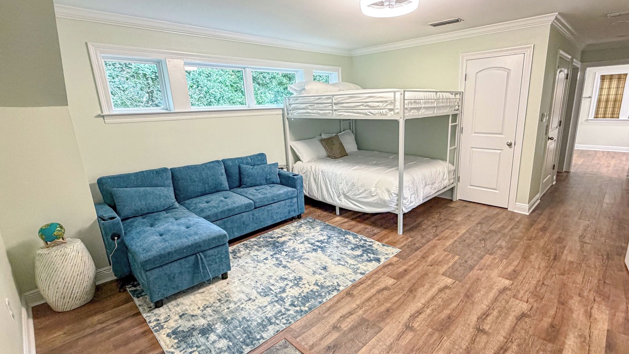 Photo of Bedroom in Gulfport
