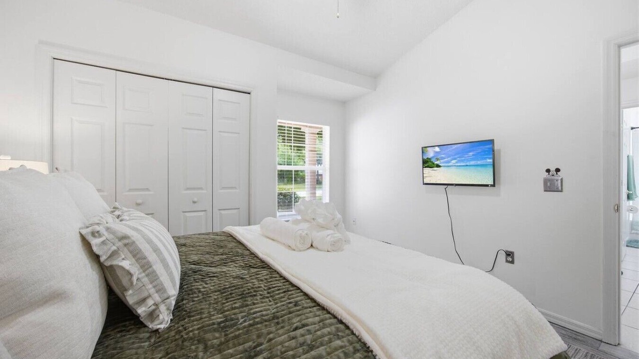 Photo of Bedroom in Thousand Oaks