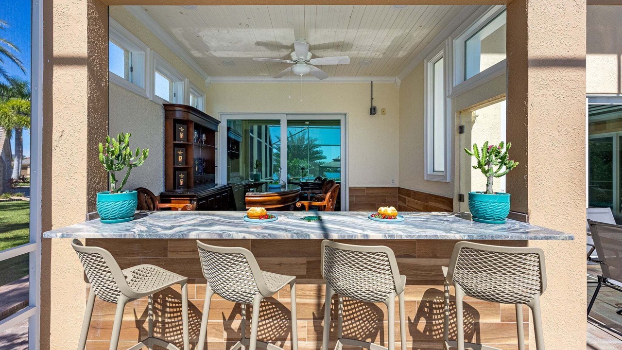 Photo of Patio Balcony in Apollo Beach