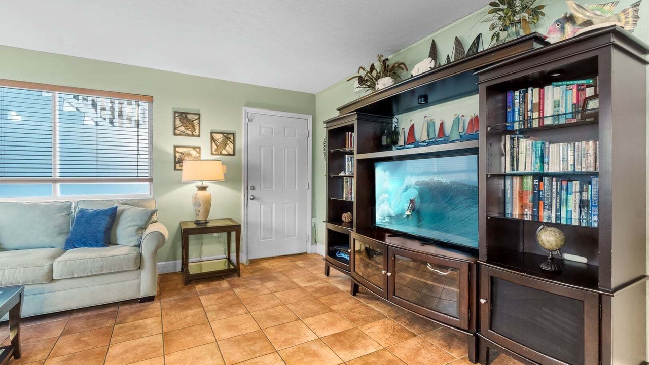 Photo of Bedroom in Crescent Beach