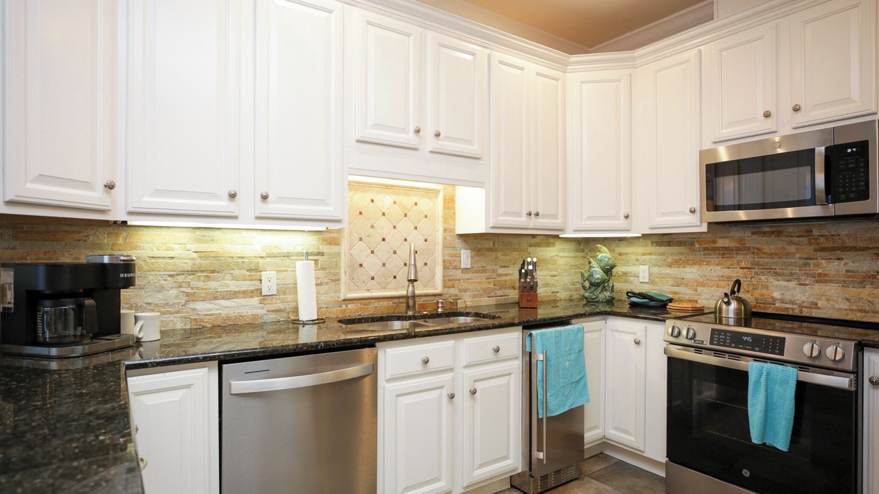 Photo of Kitchen in White Sands