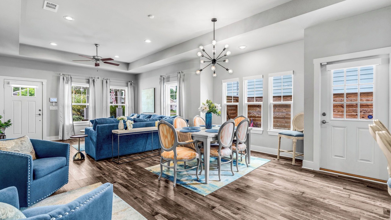 Photo of Livingroom in Ono Island