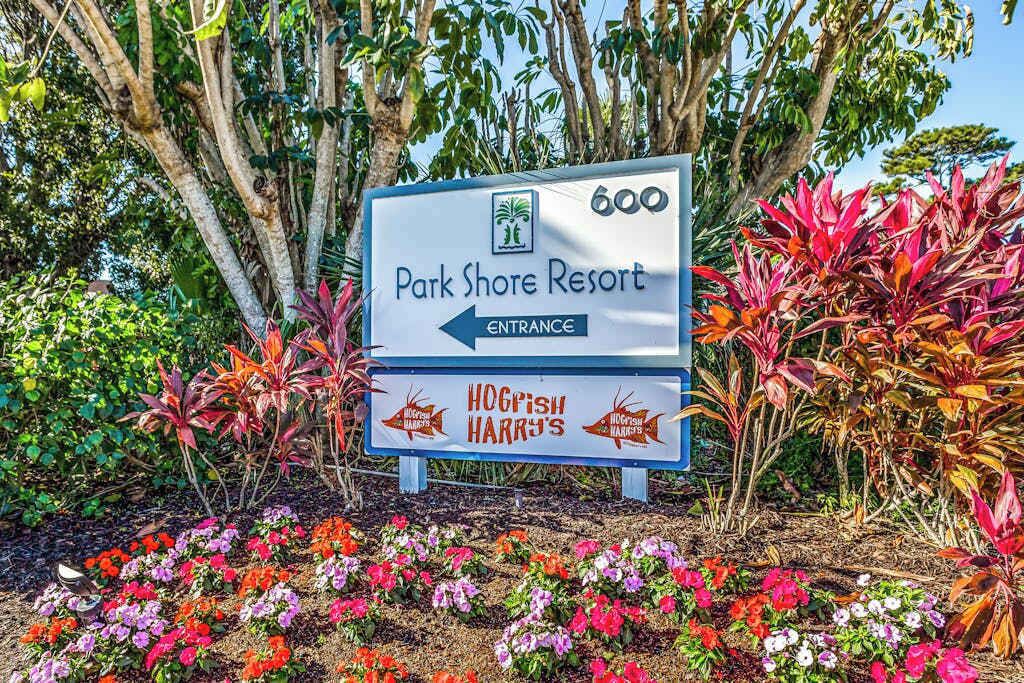 Photo of Outdoor in Park Shore