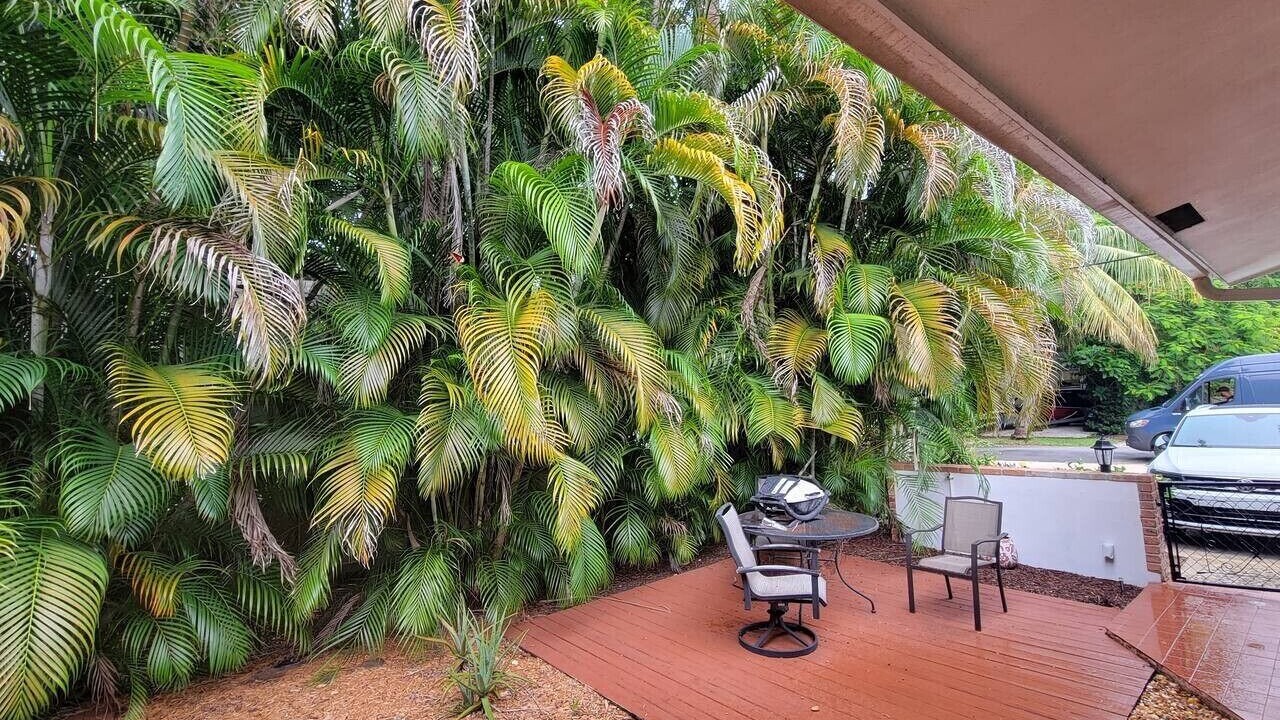 Photo of Patio Balcony in Sailboat Bend