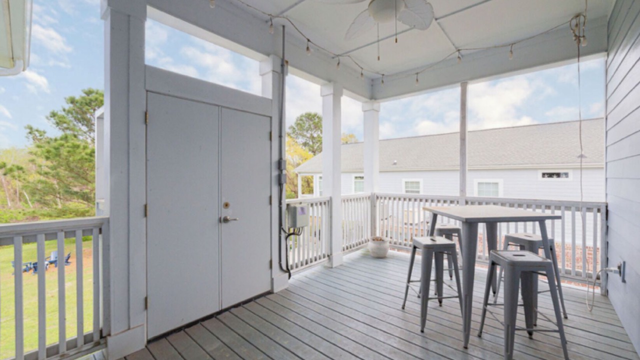 Photo of Outdoor in Waveland