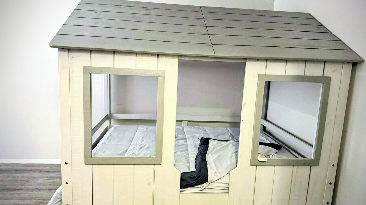 Photo of Bedroom in Beacon Woods East