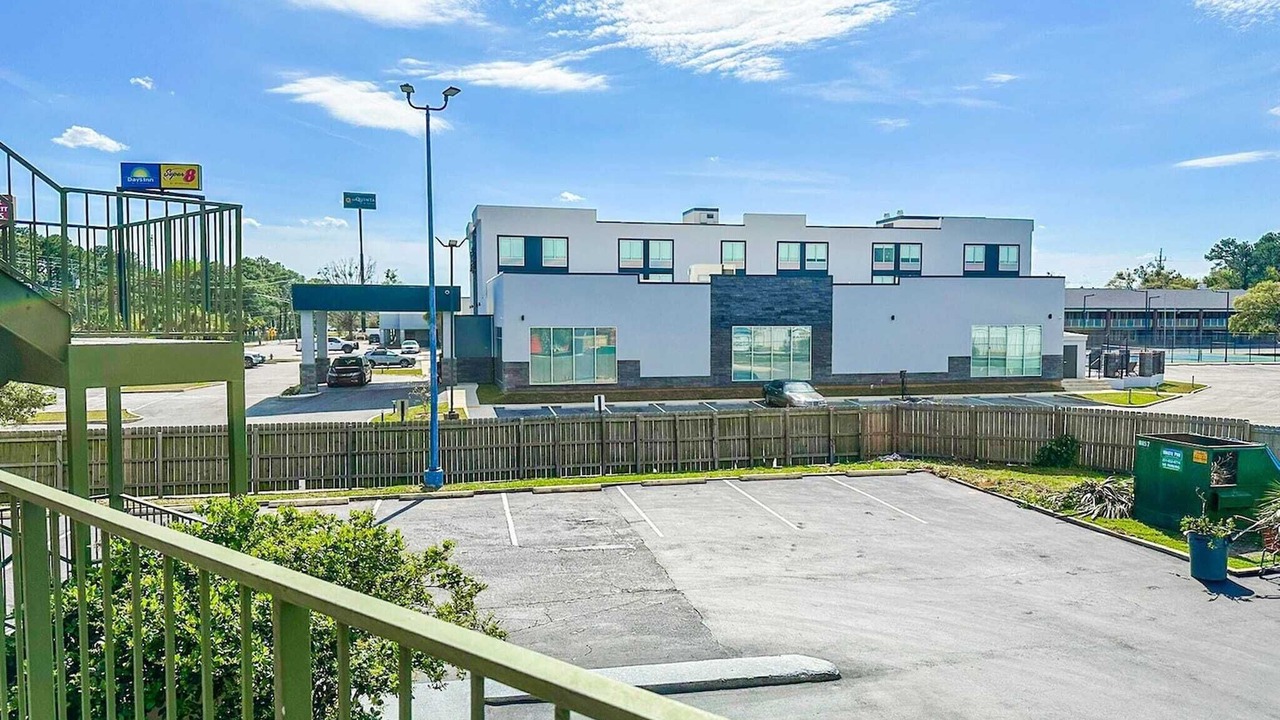 Photo of Outdoor in Mobile