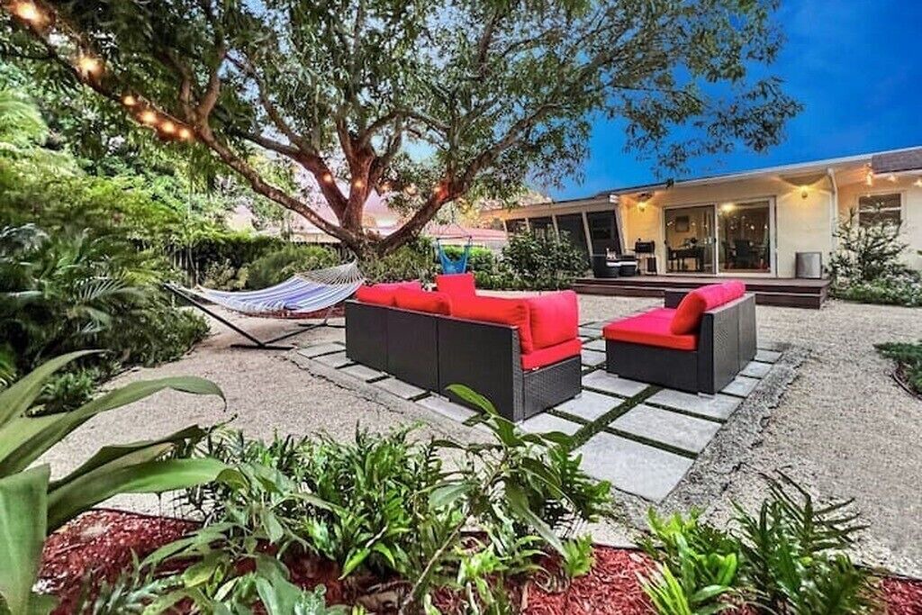 Photo of Patio Balcony in Biscayne Park