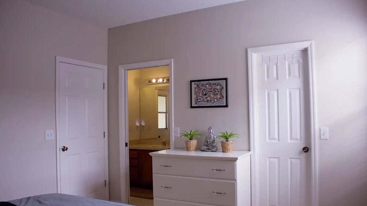Photo of Bedroom in Sunset Ridge