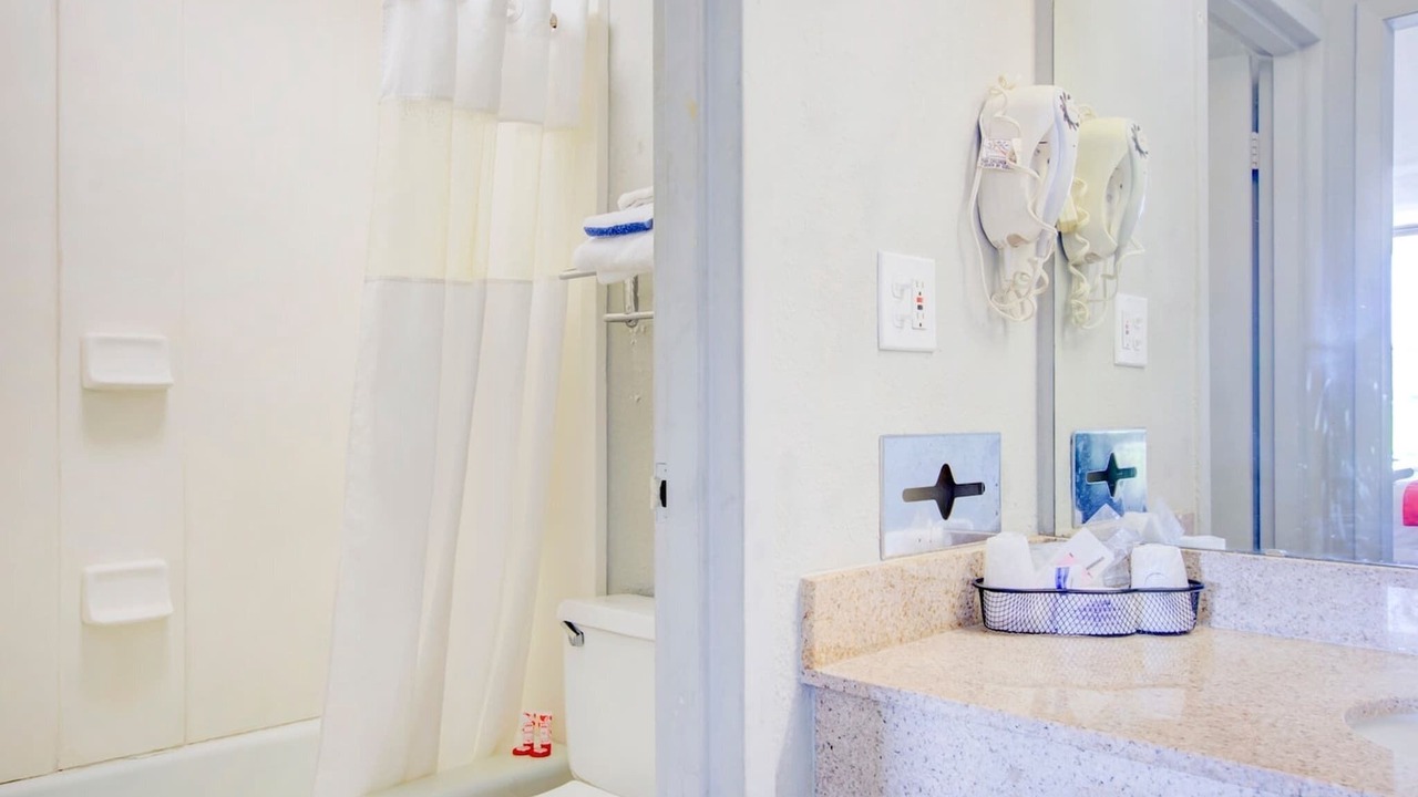 Photo of Bathroom in Haines City