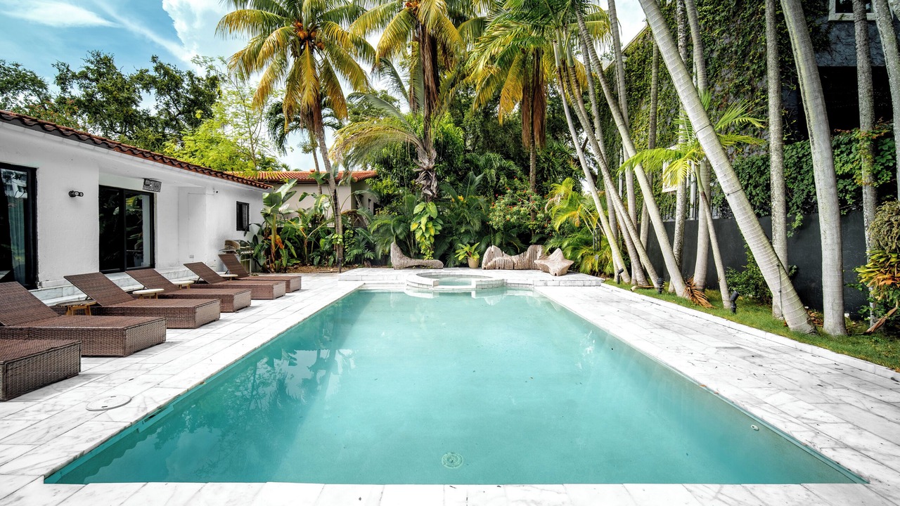 Photo of Outdoor in East Little Havana