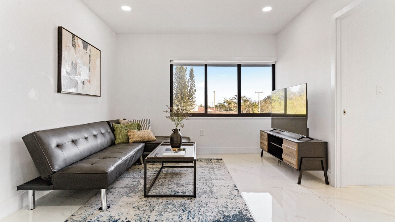 Photo of Livingroom in Olympia Heights