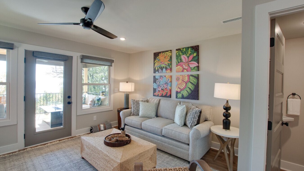 Photo of Bedroom in Groveoak