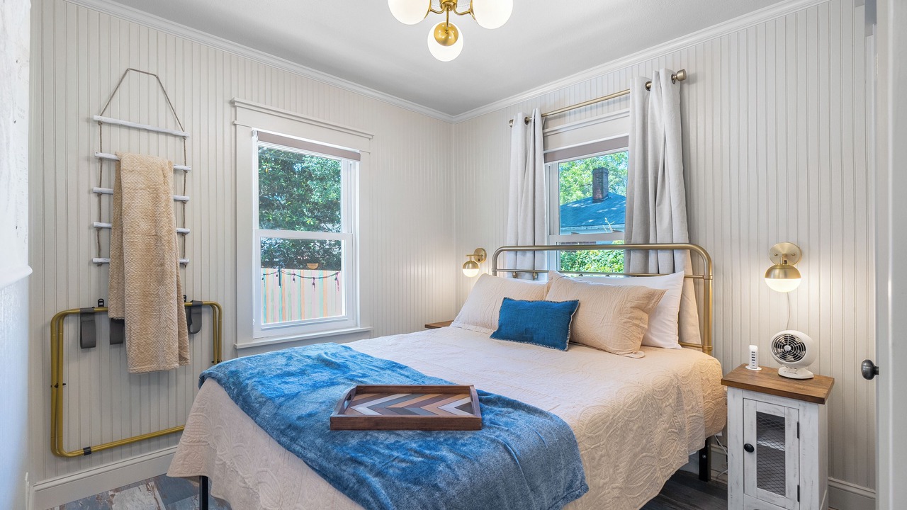 Photo of Bedroom in Pensacola