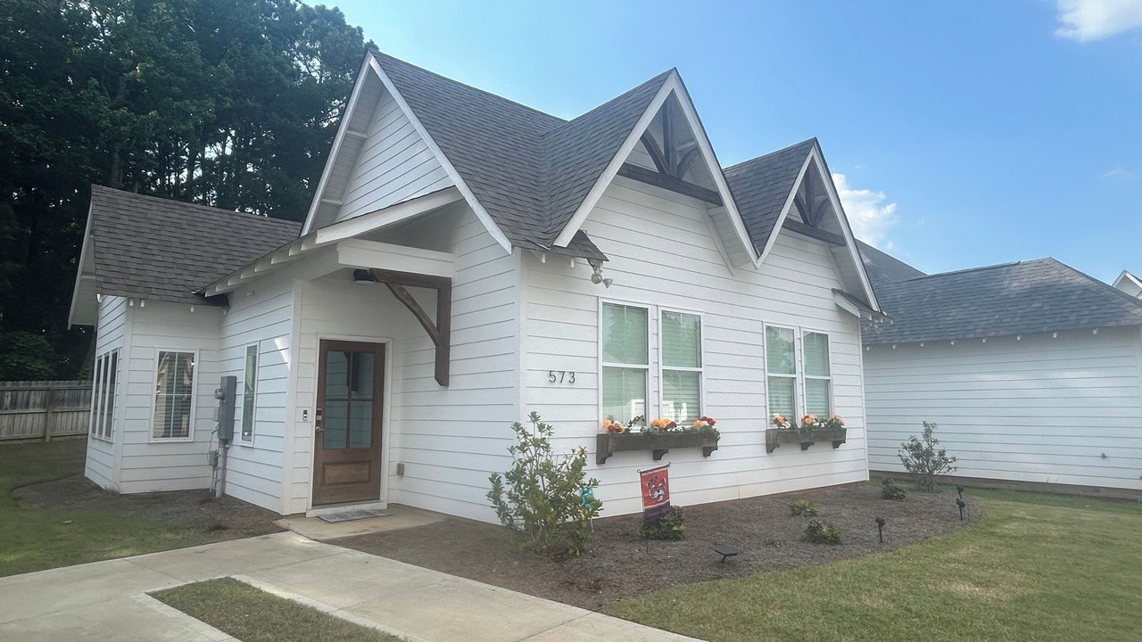 Photo of Outdoor in Auburn