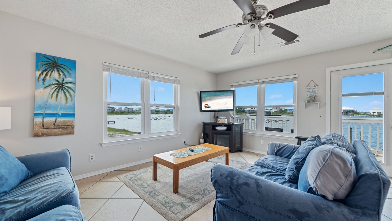 Photo of Livingroom in Fort Morgan Pines