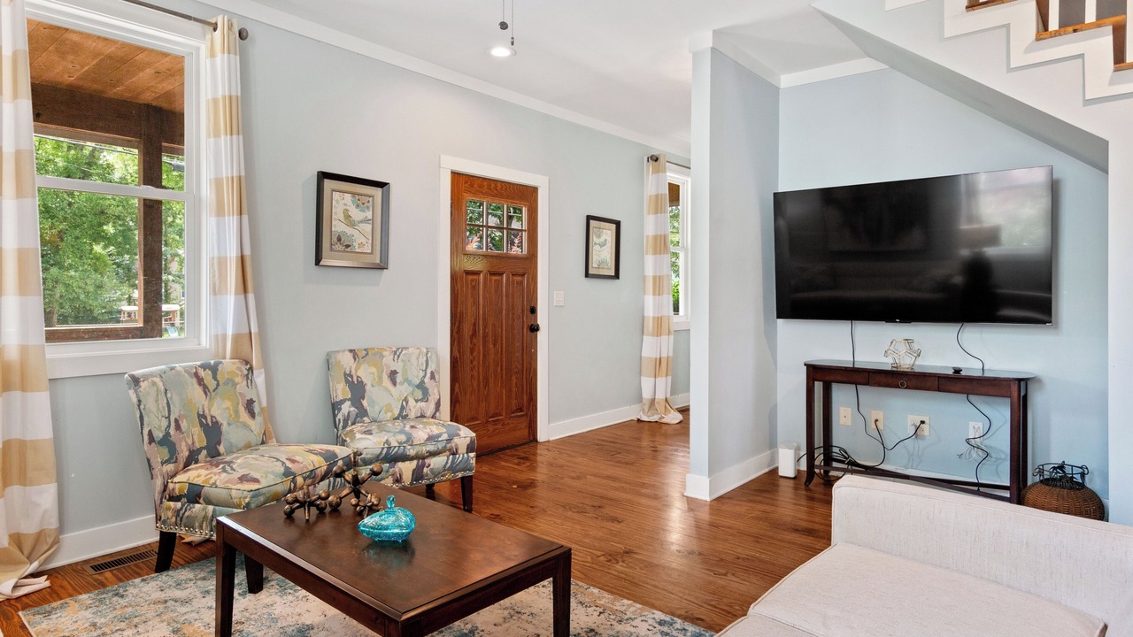 Photo of Livingroom in Tuscaloosa