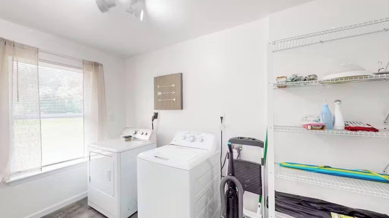 Photo of Bedroom in Northeast Pensacola