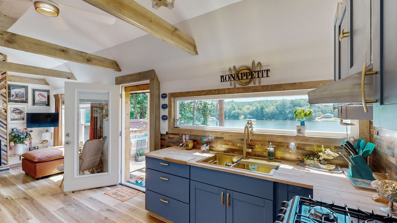 Photo of Kitchen in Delta