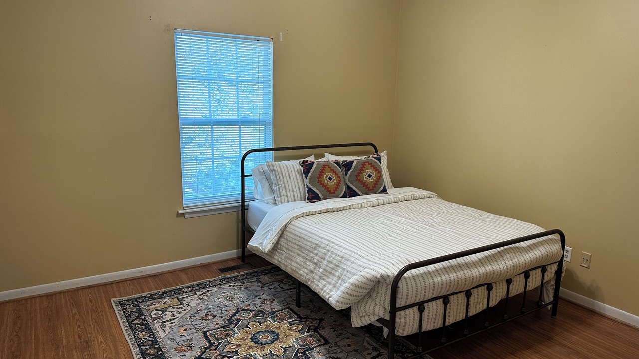 Photo of Bedroom in Auburn