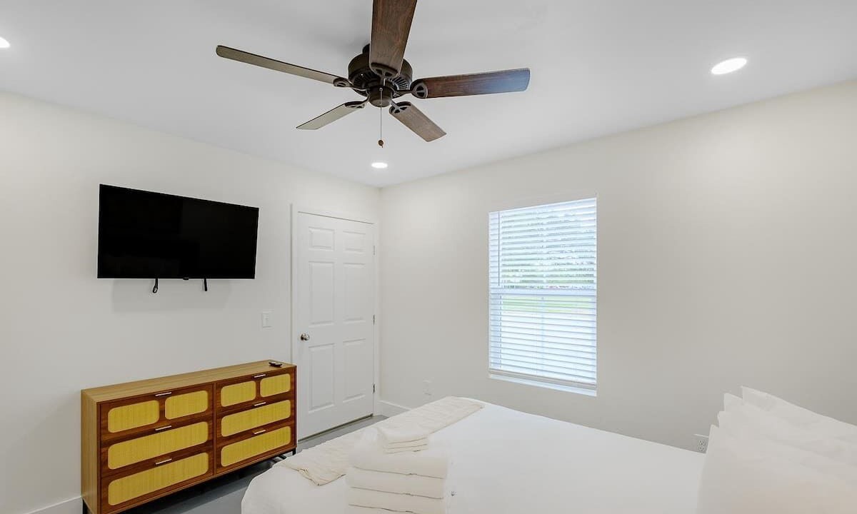 Photo of Bedroom in Biloxi