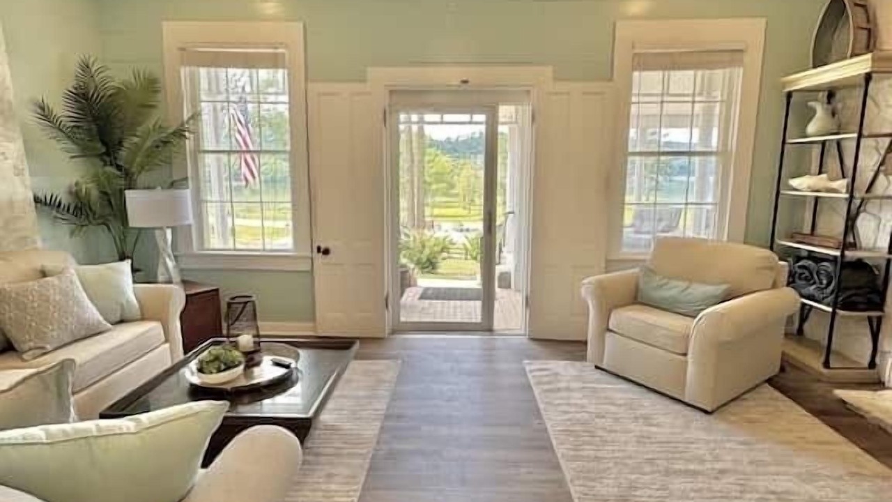 Photo of Bedroom in Cedar Bluff