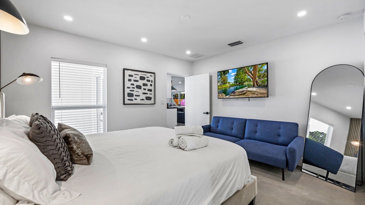 Photo of Bedroom in Cutler Bay