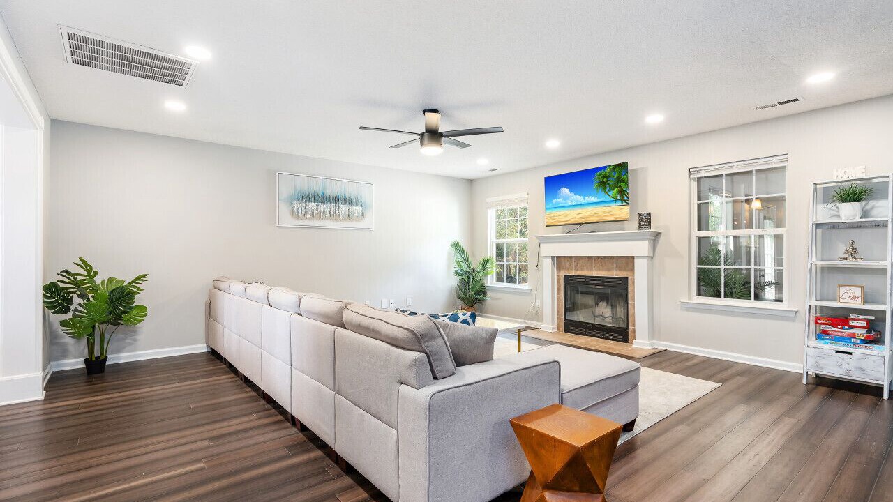Photo of Livingroom in Normal