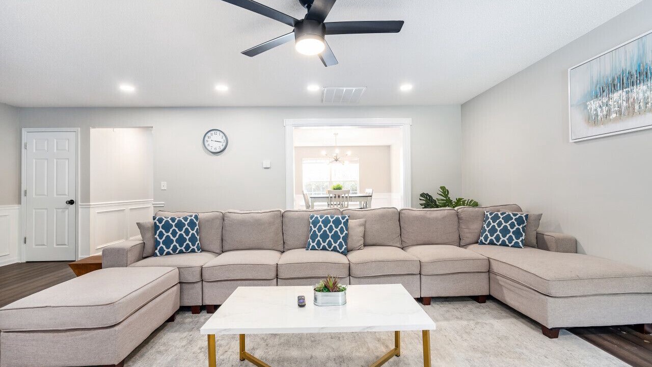 Photo of Livingroom in Normal