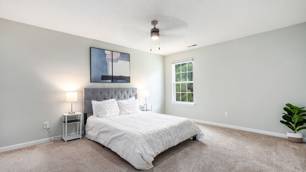 Photo of Bedroom in Normal