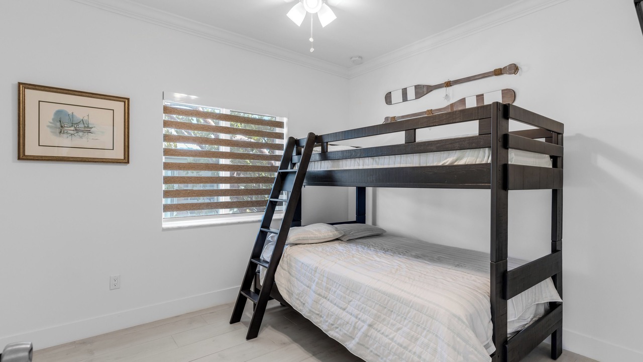 Photo of Bedroom in Cross Key Waterways