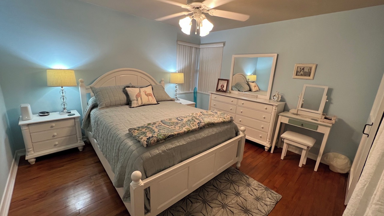 Photo of Bedroom in Northeast Pensacola