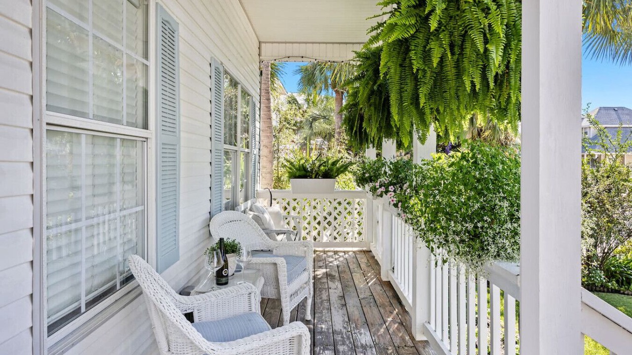 Photo of Patio Balcony in Clipper Cove