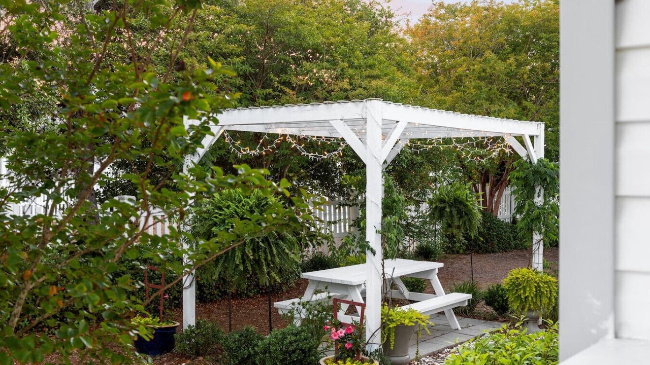 Photo of Outdoor in Clipper Cove