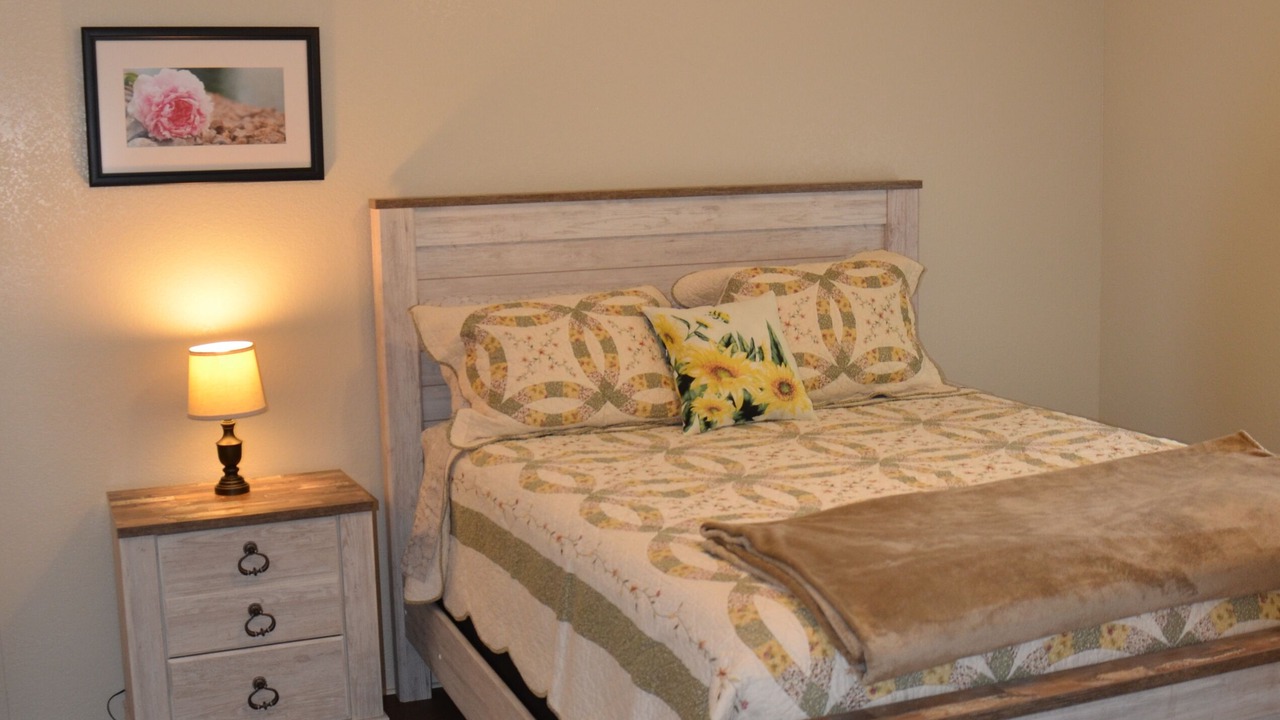 Photo of Bedroom in Abbeville