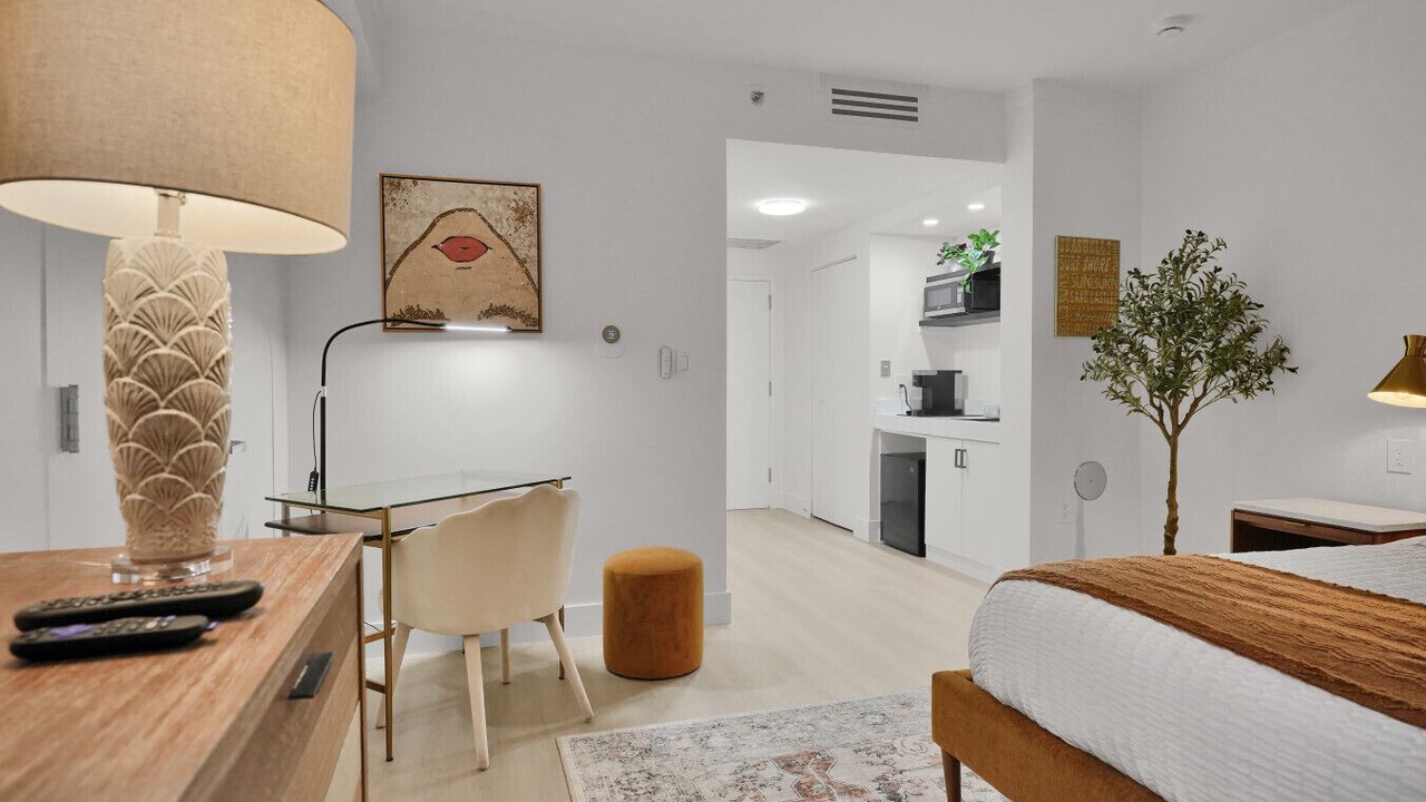 Photo of Bedroom in Coconut Grove