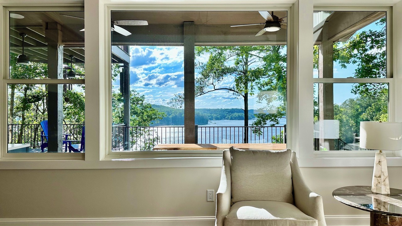 Photo of Livingroom in Crane Hill