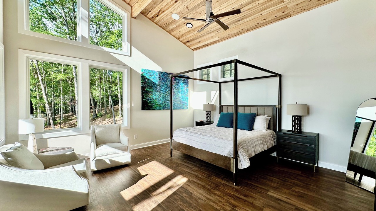 Photo of Bedroom in Crane Hill