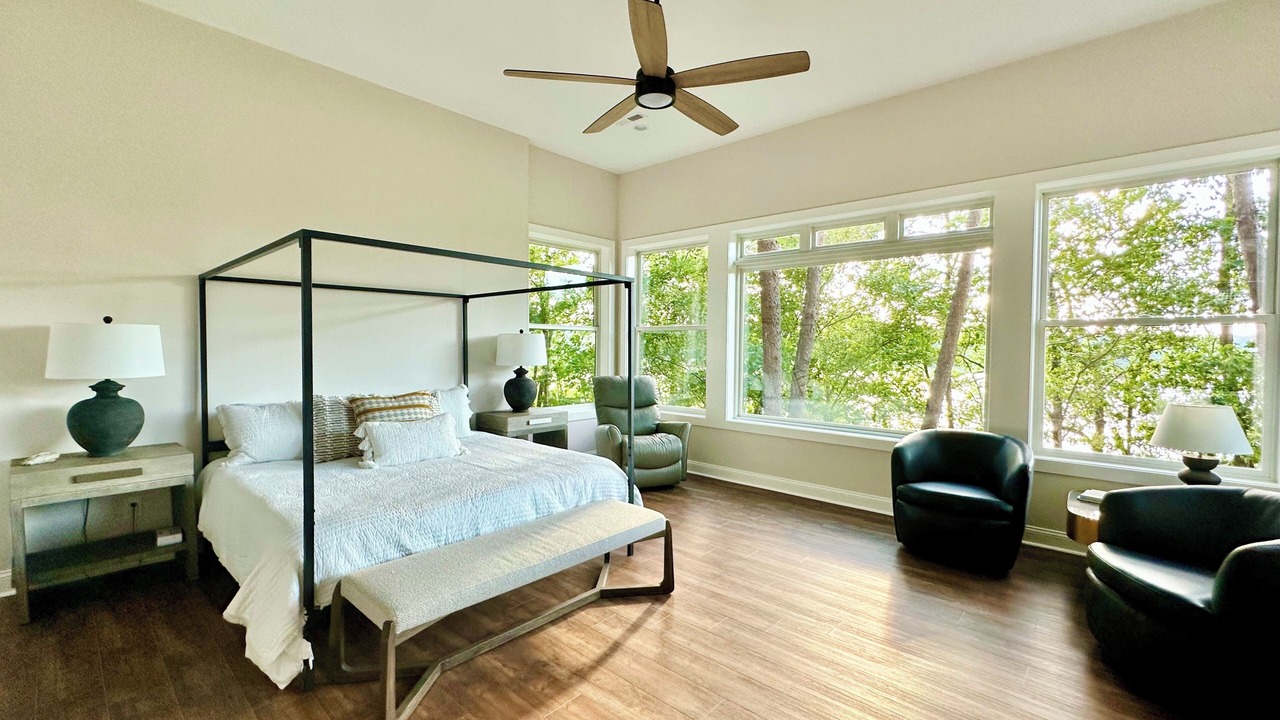 Photo of Bedroom in Crane Hill