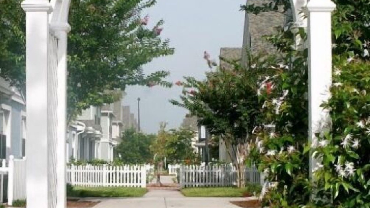 Photo of Outdoor in Venetian Bay Villages