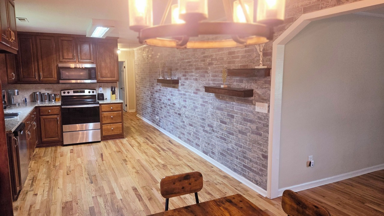 Photo of Kitchen in Albertville