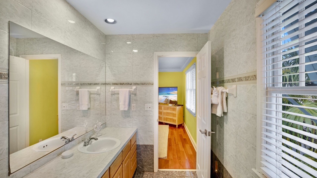 Photo of Bathroom in Bahama Village